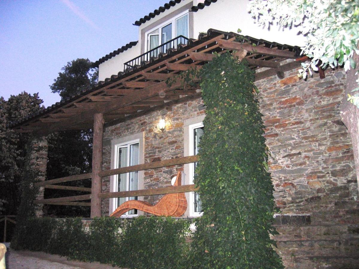 Casa Ribeira De Pera Villa Castanheira de Pera Exterior photo
